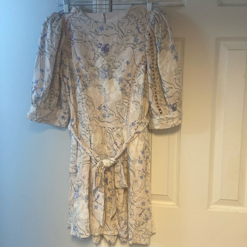 Romper NWT Express medium